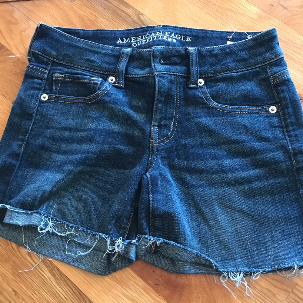 American Eagle super stretch size 4 jean shorts